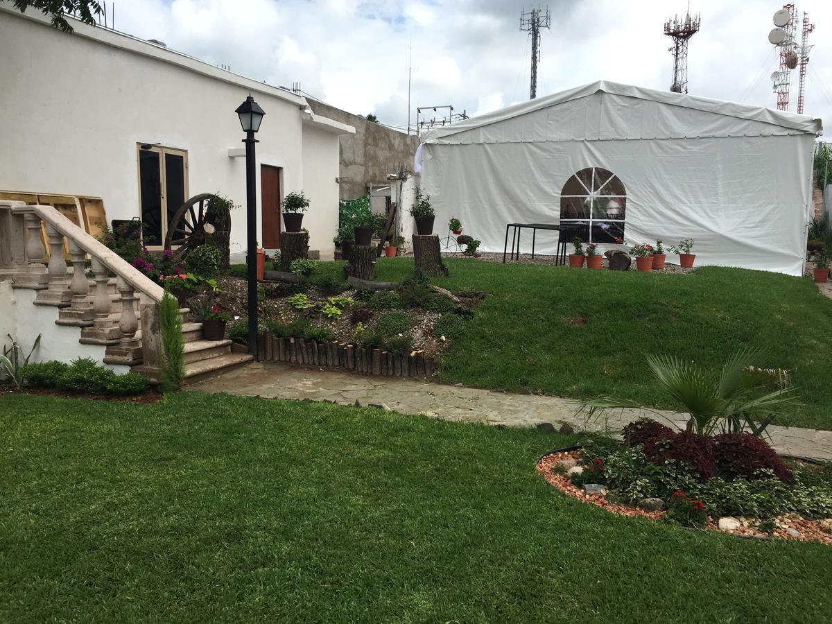 Los Nogales Inn Camargo Dış mekan fotoğraf