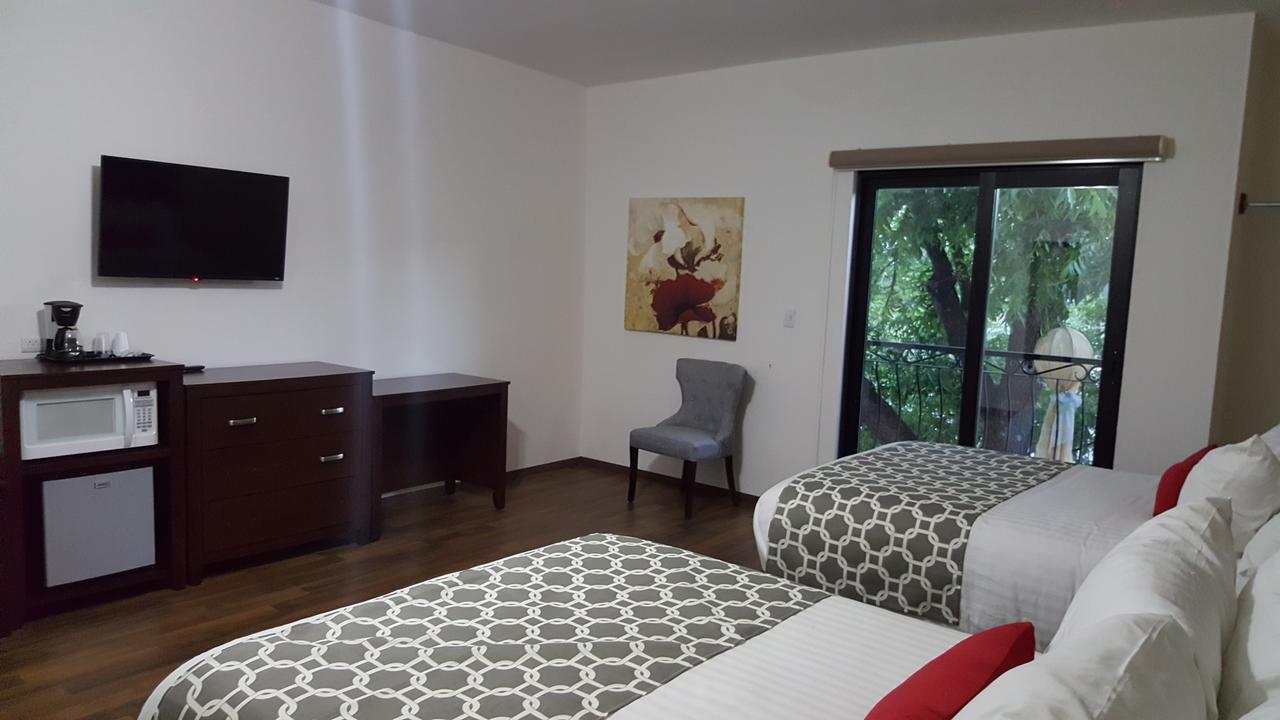 Los Nogales Inn Camargo Dış mekan fotoğraf